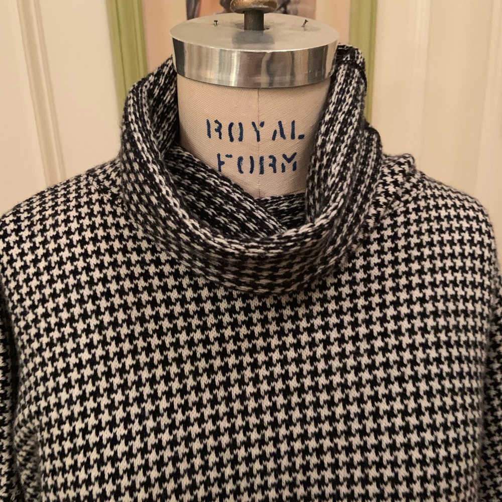 Dorothee Bis Hounds tooth wool turtleneck sweater